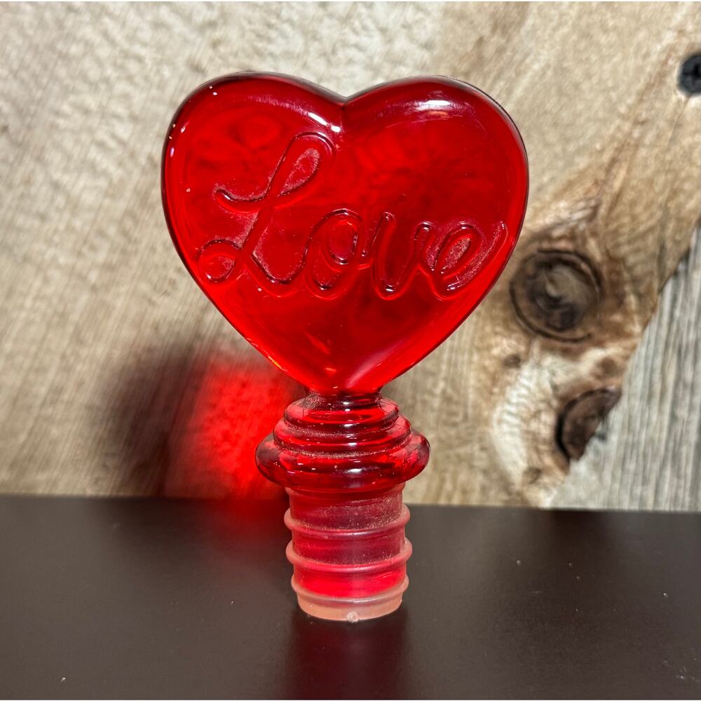 Red Acrylic Love Heart Bottle Stopper Perfect For Valentines Day